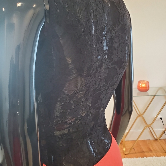 Elegant & Stretchy Tangerine Party Dress - Picture 2 of 3